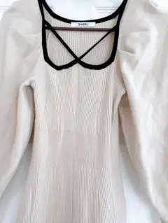 SNIDEL ベージュ リブ編み ワンピース