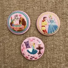 ディズニー　刺繍缶バッジ　3点セット（バラ売りOK）