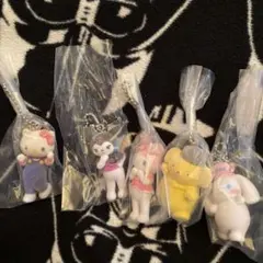 サンリオ ミニチュアチャーム　ライブキャラクター　コンプ　ガチャ　カプセルトイ