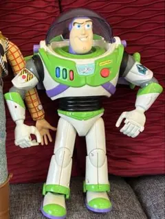 トイストーリーおしゃべりバズ・ライトイヤー 約30cm