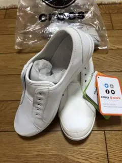 未使用crocs work クロックス室内用シューズ 白