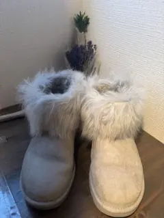 ファー付きベージュ（グレー）ムートンブーツ