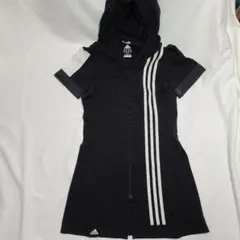 アディダス　半袖チュニック、ワンピース ブラック