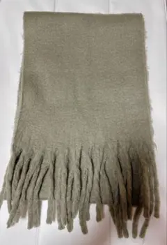 オリーブグリーン フリンジ付きマフラー