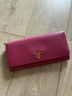 PRADA プラダ フラップ長財布 サフィアーノ メタルロゴ ボルドー