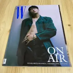 W Korea 2022年11月号 チャウヌ 表紙