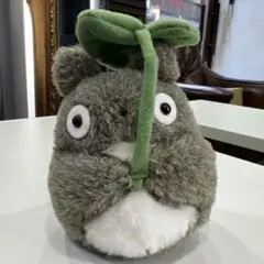 トトロ ぬいぐるみ 葉っぱ付き 約12センチ