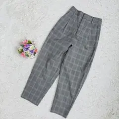 GU　チェックテーパードパンツ　グレー　S　美品