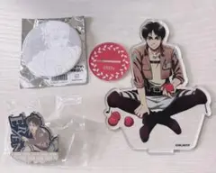 進撃の巨人 エレン ユニバ くじ TSUTAYA 缶バッチ アクリルスタンド