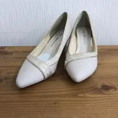 marie claire bis パンプス ベージュのサムネイル