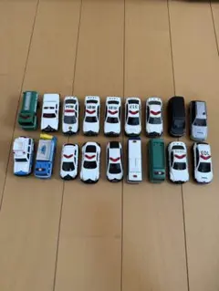 トミカまとめ売り22台パトカー