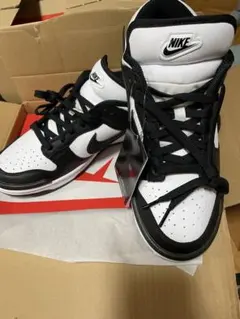 Nike Dunk Low パンダ