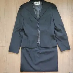 入園卒園入学卒業　式典スーツ　ブラック黒　ジャケット　スカート　9R リクルート