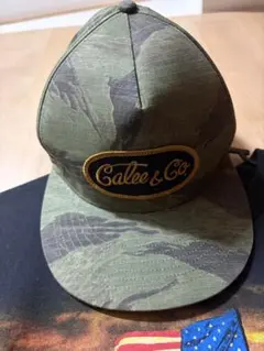 calee キャップ　迷彩　ワッペン