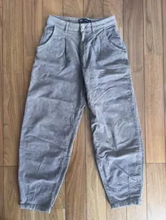 コーデュロイパンツ zara