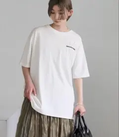 セレストモカ　タック刺繍ロゴTシャツのサムネイル