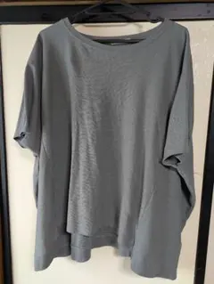 シンプル　オーバーサイズ グレー 半袖Tシャツ