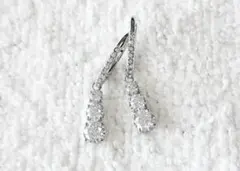 SWAROVSKI *Stilla Attract フープピアス