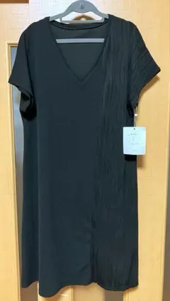 antiqua　Vネック切替えワンピース　アンティカ