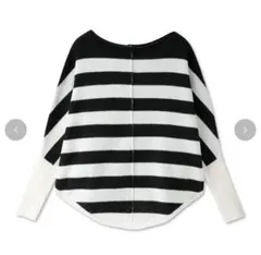 翔子アベイルコラボ　オフショルダー ブラックホワイト ストライプ セーター