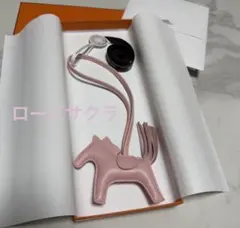 HERMES　エルメス　ロデオ　チャーム　ローズサクラ pm