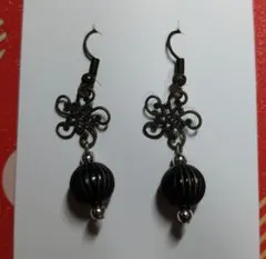 ハンドメイド ピアス 透かしパーツ ストライプビーズ　フックピアス