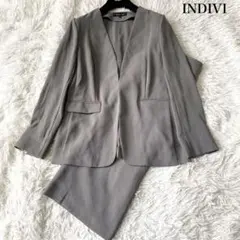INDIVI 洗える ノーカラージャケット セットアップ スカートスーツ グレー