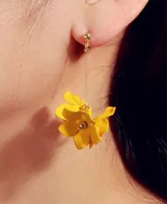 Item thumbnail for item 3cb0fcaf-5a78-4e8b-b5d2-901252ab96c2