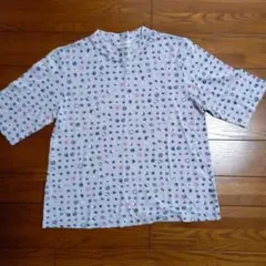 CHARGE 半袖Tシャツ ドット柄 ライトグレーのサムネイル