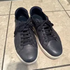 GEOX ネイビー レザー スニーカー