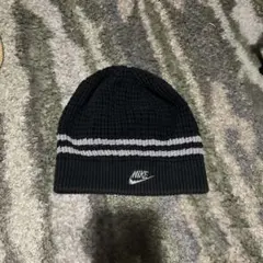 Nike ストライプ ニット帽 黒
