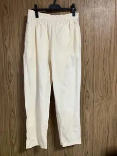 【GU】ジーユー コーデュロイシェフパンツ 白ホワイト　メンズウエストゴム《L》