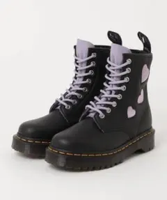 Dr. Martens 1460 ZIP HEART 8 ホール ブーツ