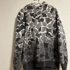 adidas カモフラージュ柄 パーカー