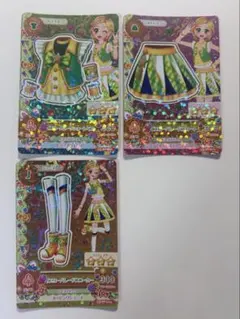 アイカツカード イエローパレードコーデ 2枚セット 新条ひなき - メルカリ