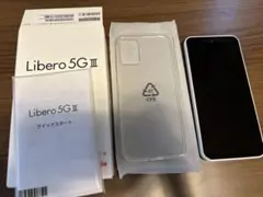 Libero 5G III 本体と付属品