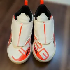 サッカー トレーニングシューズ ターフ ホワイト プーマ　18cm