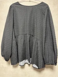 アベイル　しまむら　大きいサイズ　ペプラムのサムネイル