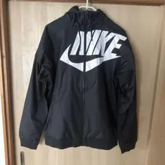 NIKEビッグロゴウインドブレーカーSIZE Ｍ ブラック
