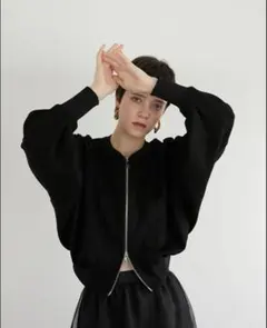 ブラック ブルゾン