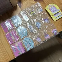 ちいかわ ×サンリオ キャラクターズ レイヤーアクリルスタンドガチャ3個セット