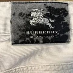 BURBERRY BLACK LABEL ホワイトストレートデニム