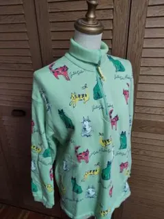 USPPユーピーカンパニー　ゆったりサイズ　猫ちゃん柄トレーナー　スウェット