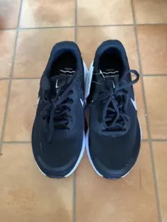 NlKE REVOLUTION7 WIDEブラック23.5cm/新品