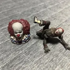 ペニーワイズ フィギュア 這うポーズのサムネイル