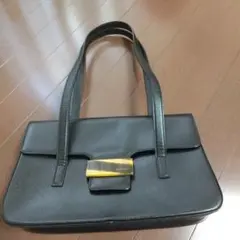 シンプル＊黒革ショルダーバック☆ marie claire