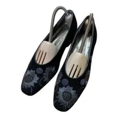 Item thumbnail for item cbe2ae9d-9047-4dd0-92da-5d62c130528a