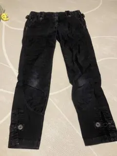 スキニーパンツ