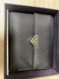 PRADA 二つ折り財布 1ML018 グレー ピンク TAB ミディアム - メルカリ