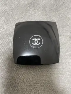 Chanel ブラックミラーケース 二重ミラー付き